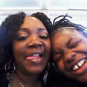 Meet your Posher, Ebony